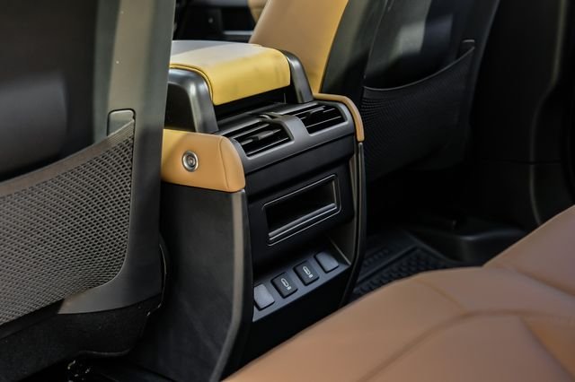 New 2026 Santorini Black Land Rover X-Dynamic SE image 51