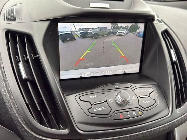 Used 2016 White Ford SE image 5