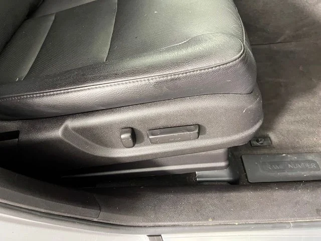 Used 2018 Lunar Silver Metallic Acura Advance Package image 44