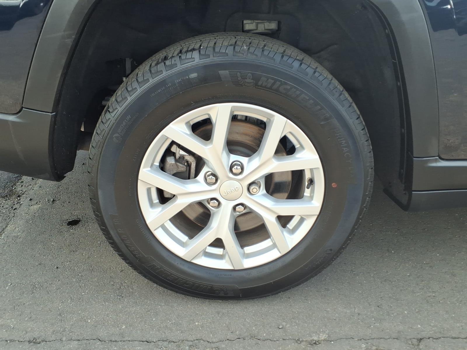 Used 2023 Blue Jeep Limited image 10