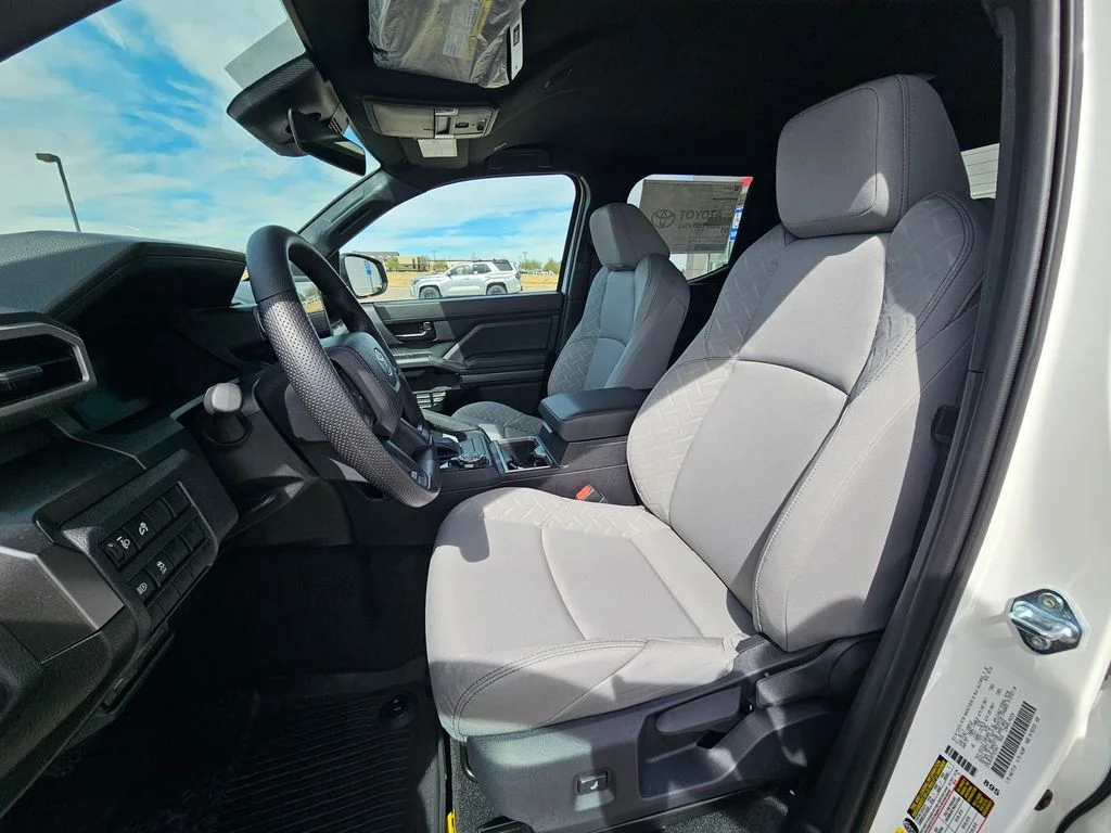2026 Toyota Tacoma SR5 - Photo 17