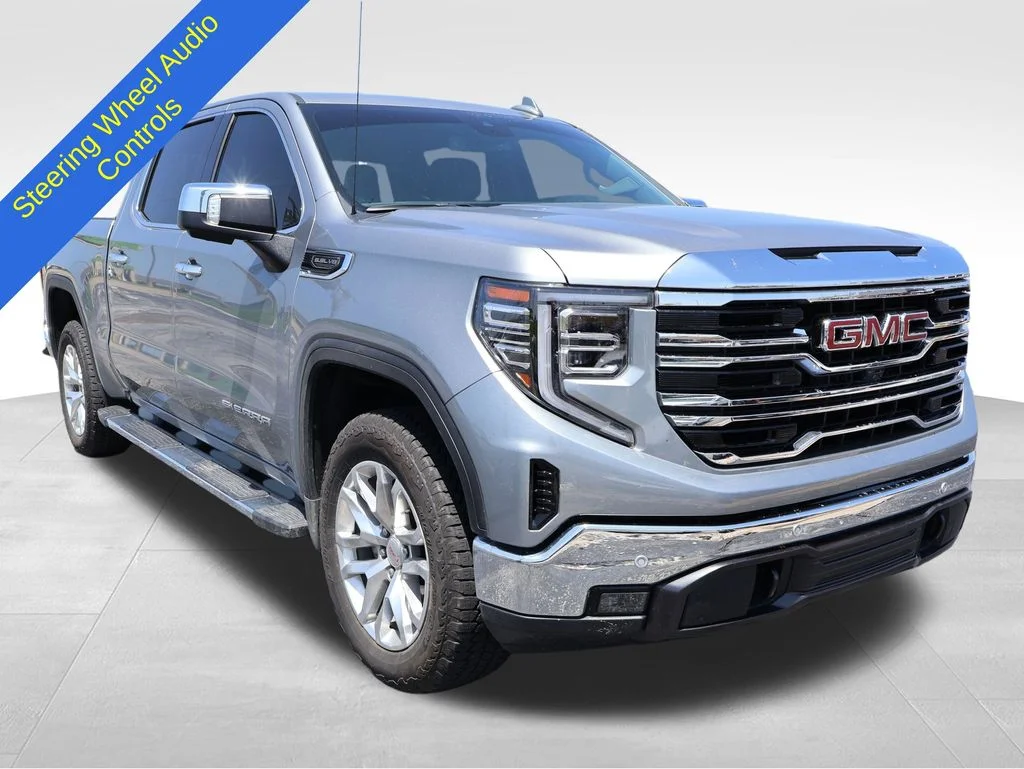 Used 2025 Sterling GMC SLT image 13