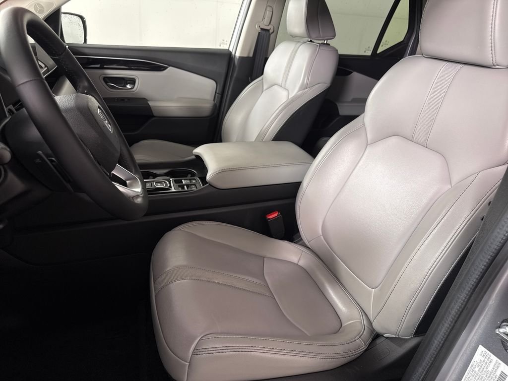 2024 Honda Pilot EX-L - Photo 10