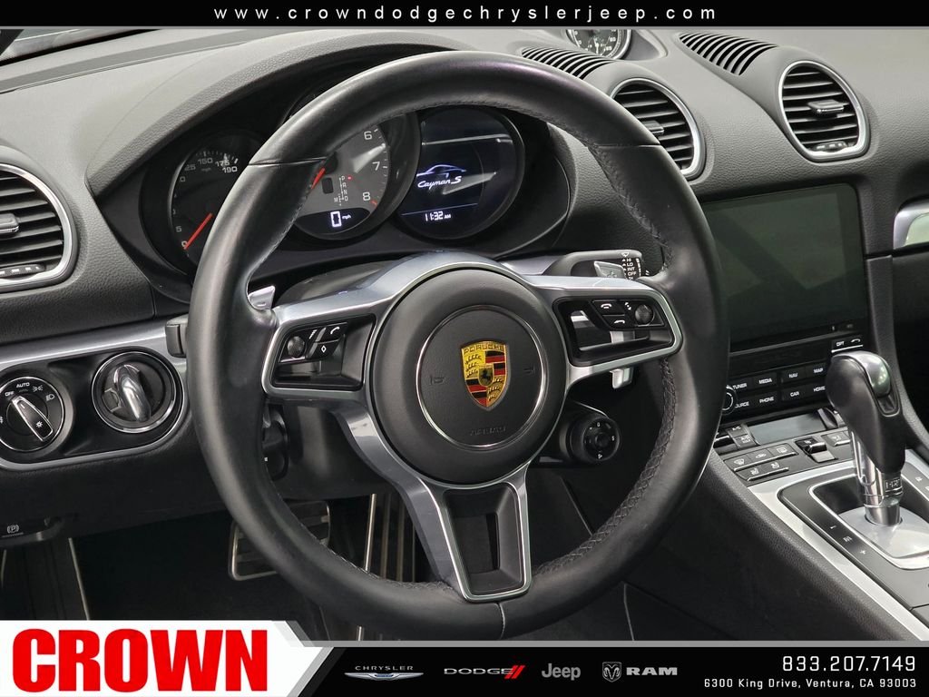 Used 2021  Porsche S image 18