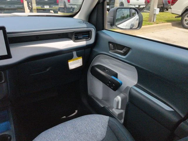 New 2026 Oxford White Ford XLT image 17
