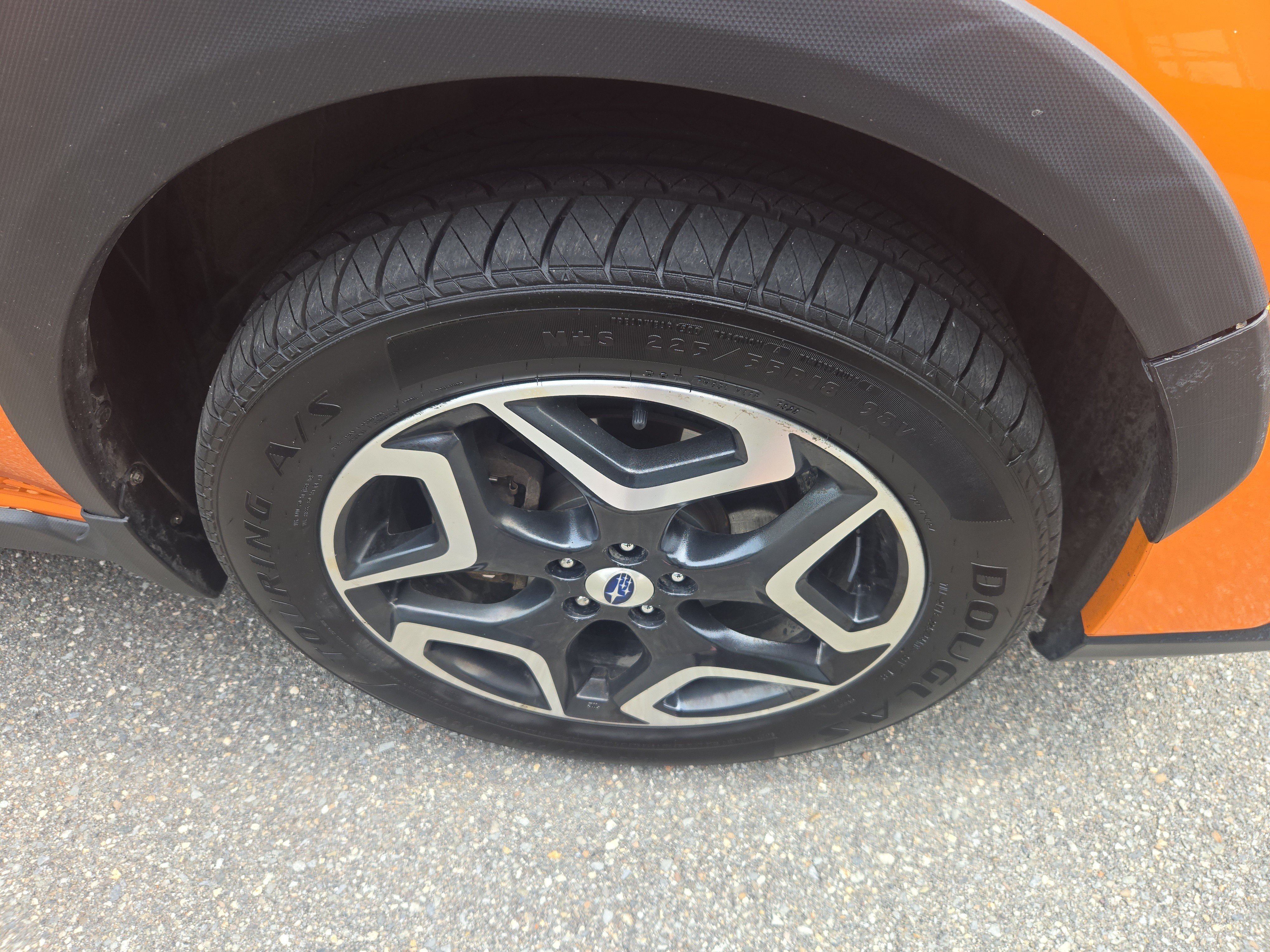 Used 2018 Sunshine Orange Subaru Limited image 4
