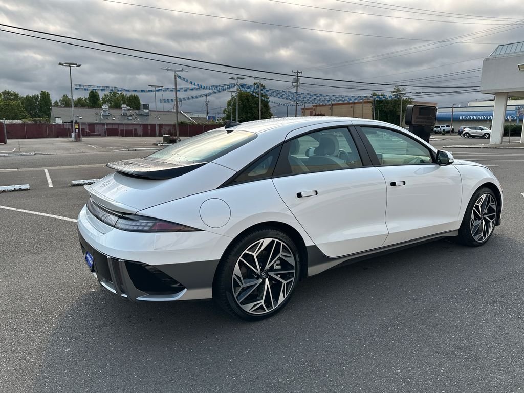 Certified Used 2025 White Hyundai SEL image 6