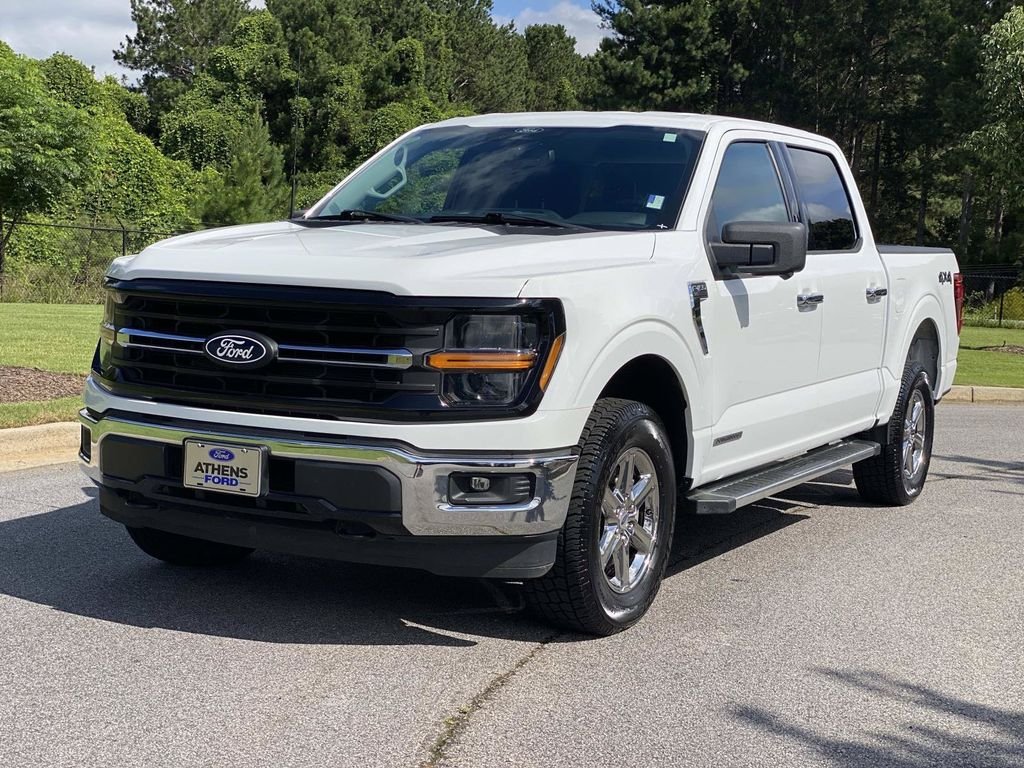 Certified Used 2024 Oxford White Ford XLT image 8
