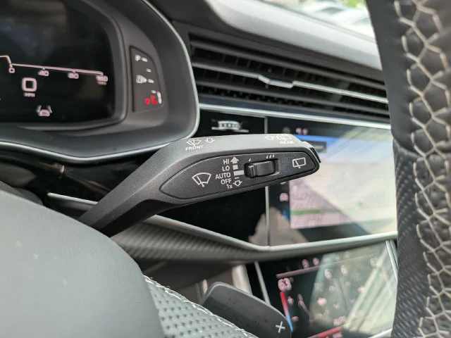 Used 2025 White Audi Premium Plus image 33