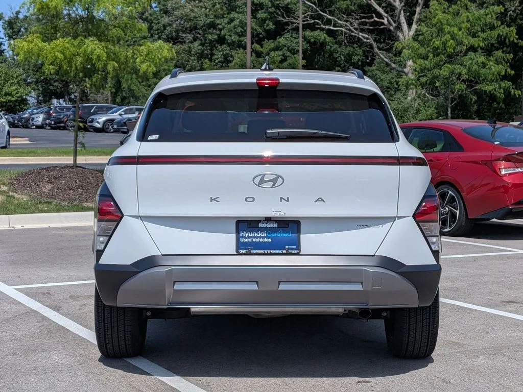 Certified Used 2026 White Hyundai SEL Premium image 6