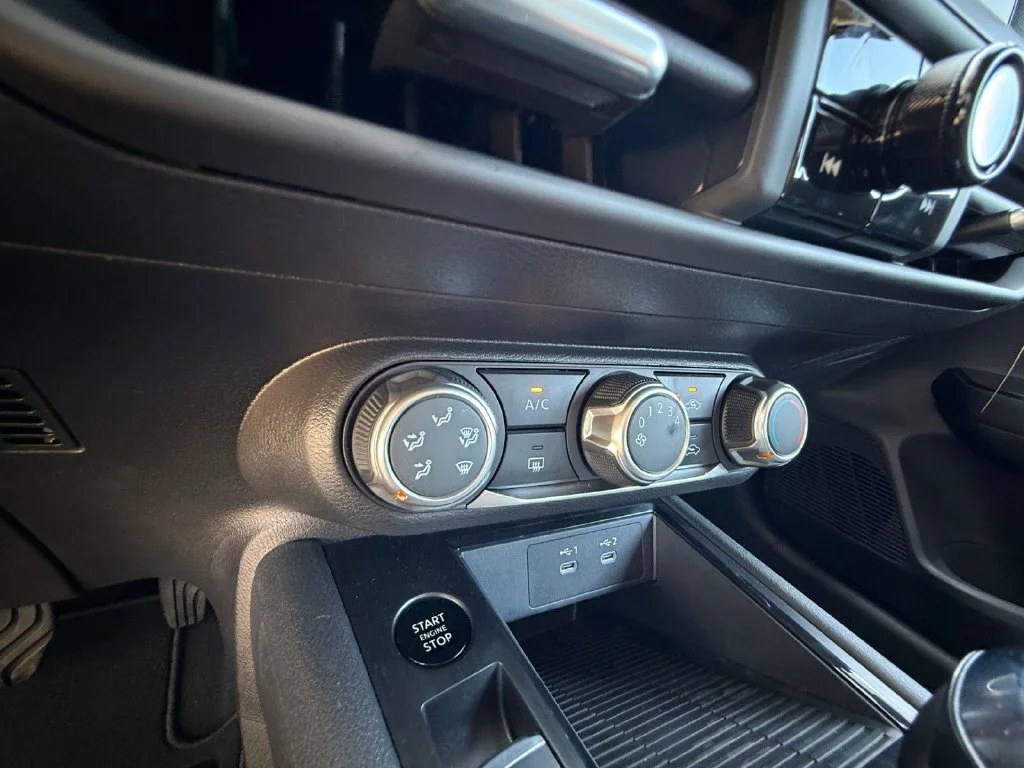 New 2027 Gray Nissan S image 23
