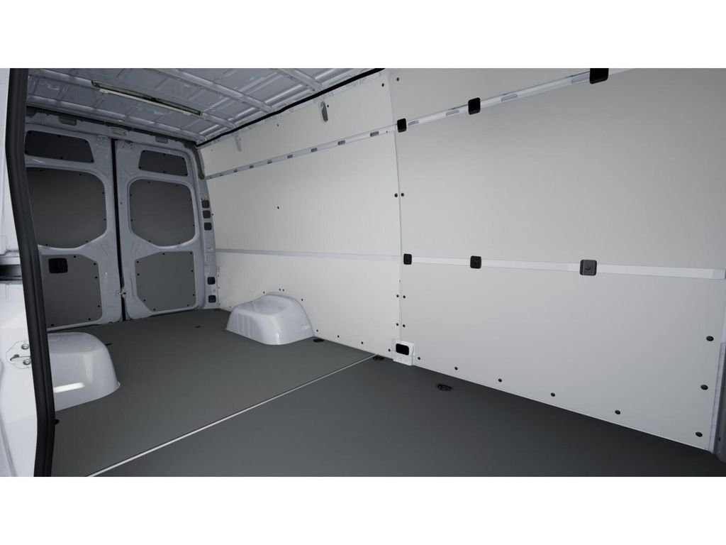 New 2026  Mercedes-Benz Cargo 170 WB image 5