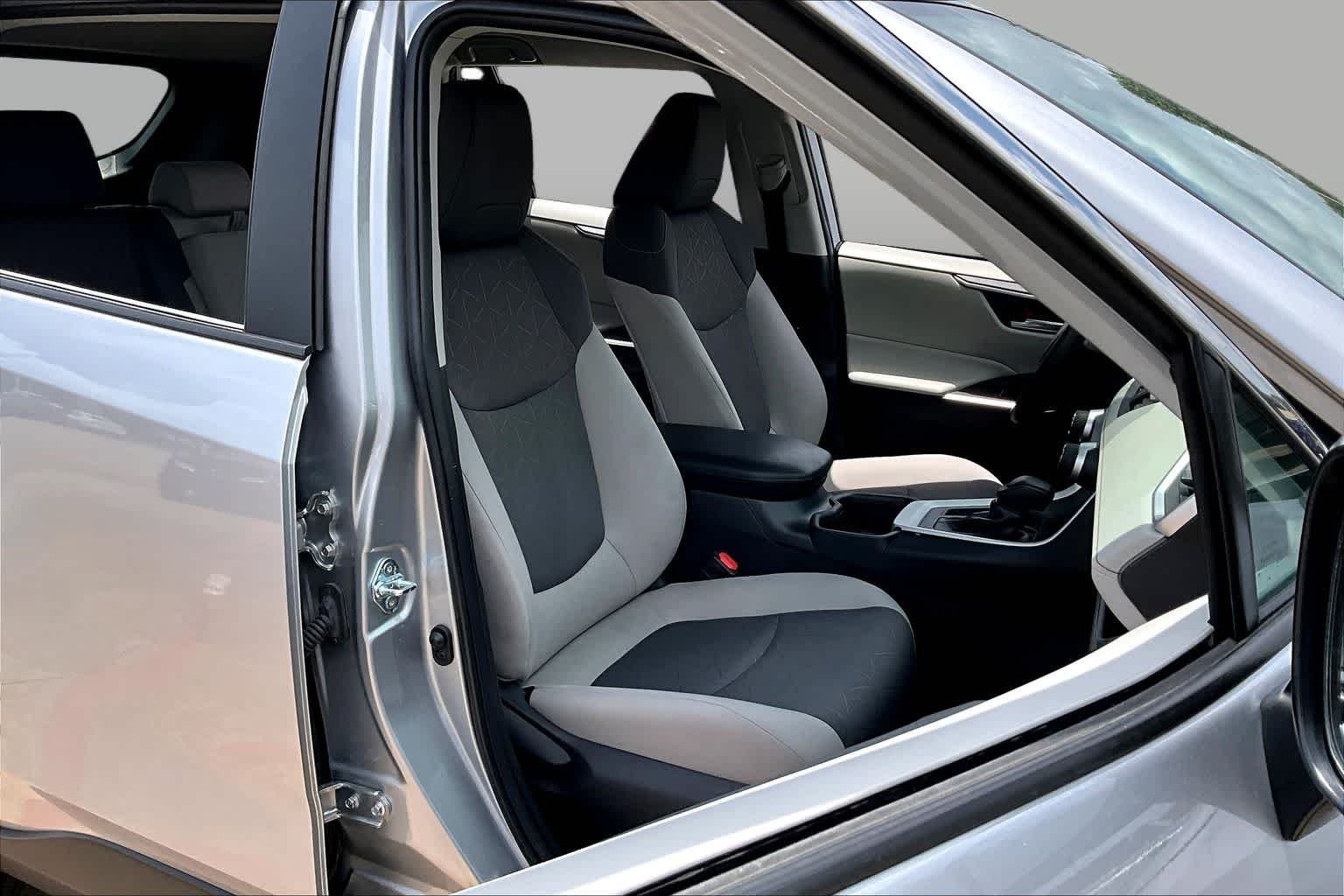 Certified Used 2025 Silver Sky Metallic Toyota XLE image 9