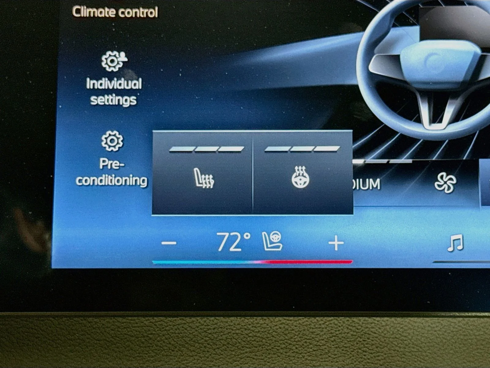 Certified Used 2024 Oxide Gray Metallic BMW xDrive50 image 21
