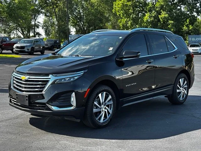 Used 2022 Black Chevrolet Premier image 3