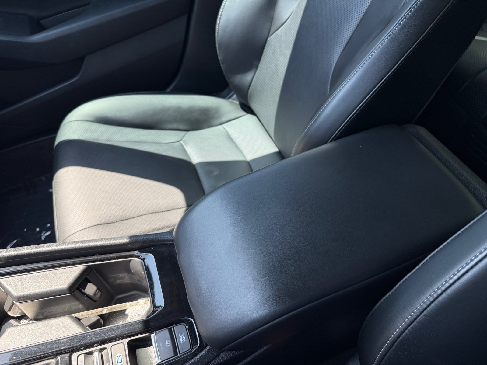 Used 2024 Gray Honda EX-L image 14