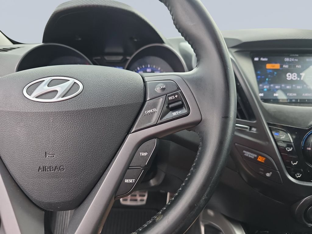 Used 2013 Vitamin C Pearl Hyundai Turbo image 19