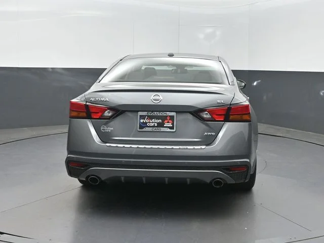 Used 2019 Gray Nissan 2.5 SL image 32