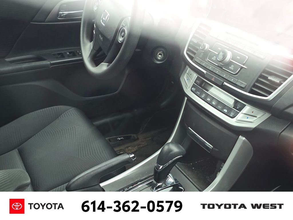Used 2014  Honda LX image 11