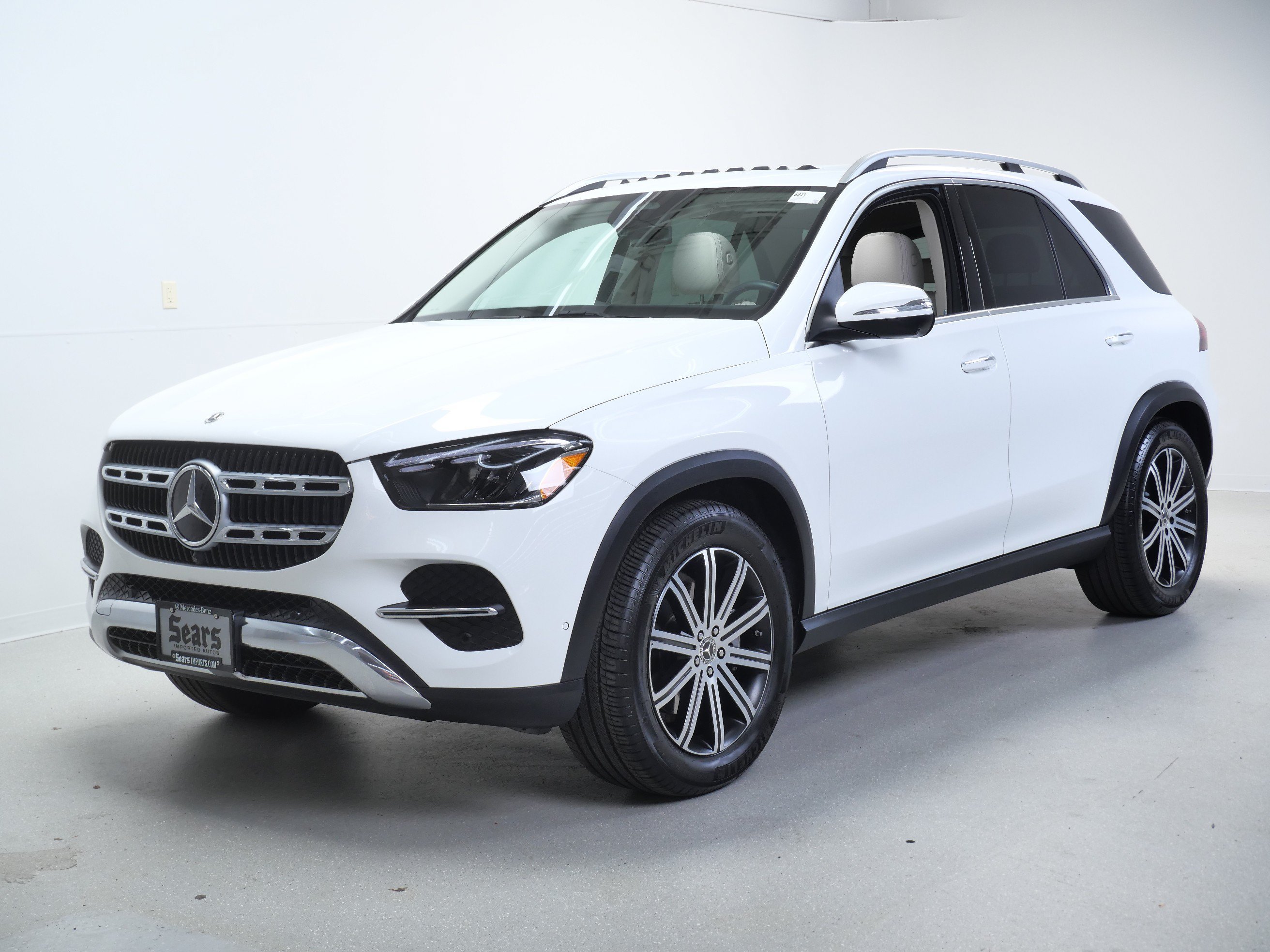 Certified Used 2026 Polar White Mercedes-Benz GLE 350 image 9