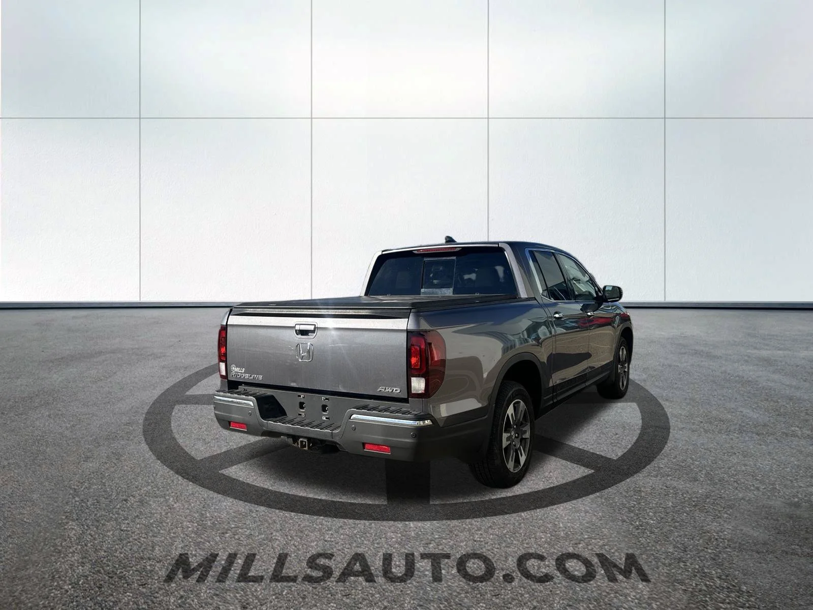 Used 2019 Modern Steel Metallic Honda RTL-E image 4