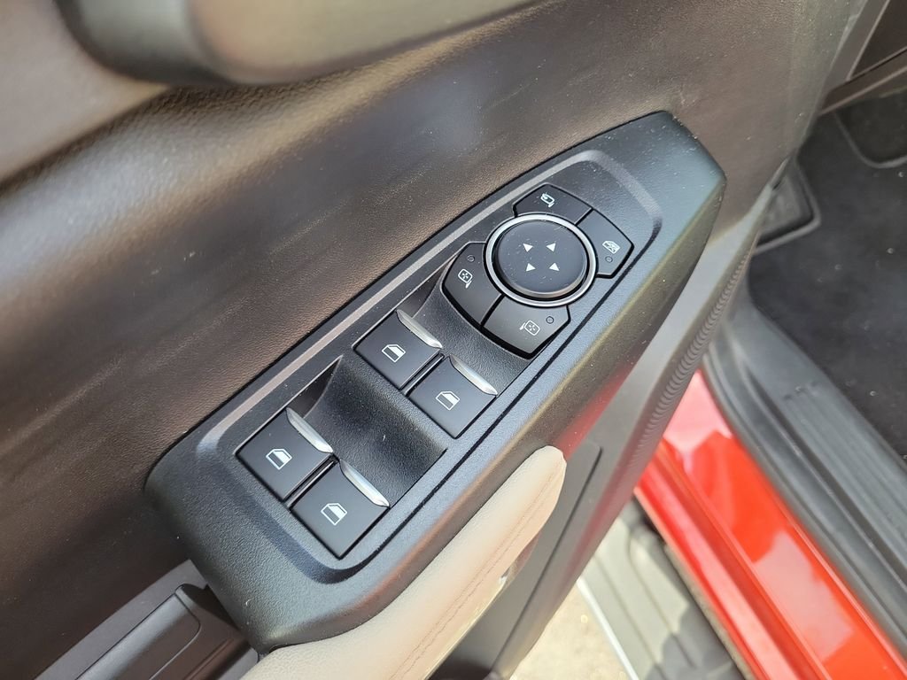Used 2024 Red Ford XLT image 19