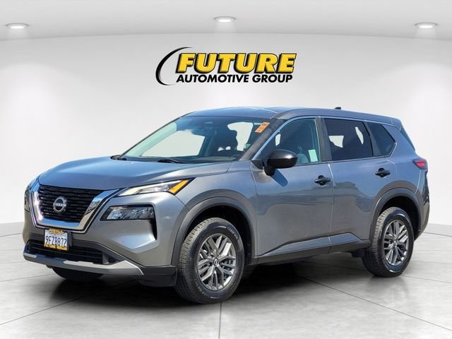 Used 2023 Gray Nissan S image 5