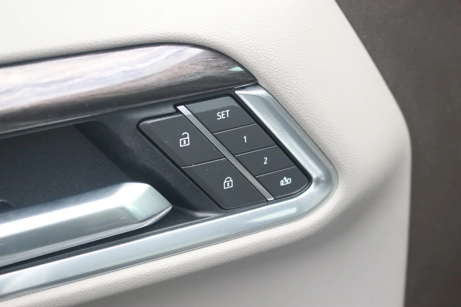 Used 2025 Sterling Gray Metallic Chevrolet LTZ image 14