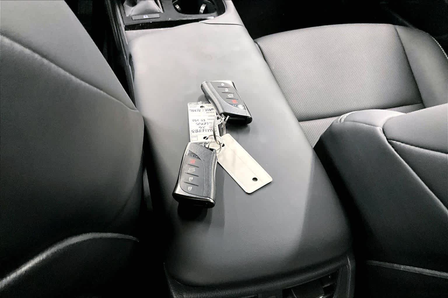 Certified Used 2025 Eminent White Pearl Lexus  image 14