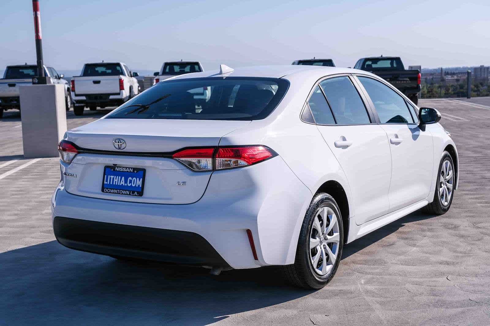 Used 2025 Ice Cap Toyota LE image 4