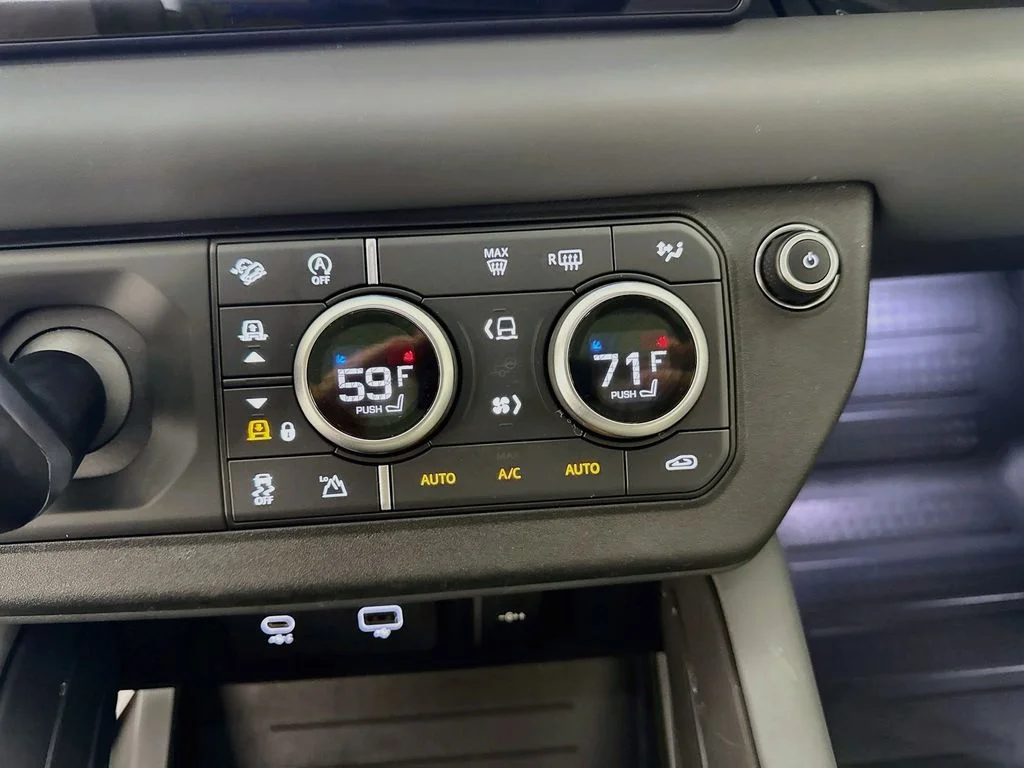 Certified Used 2024 Black Land Rover X-Dynamic SE image 16