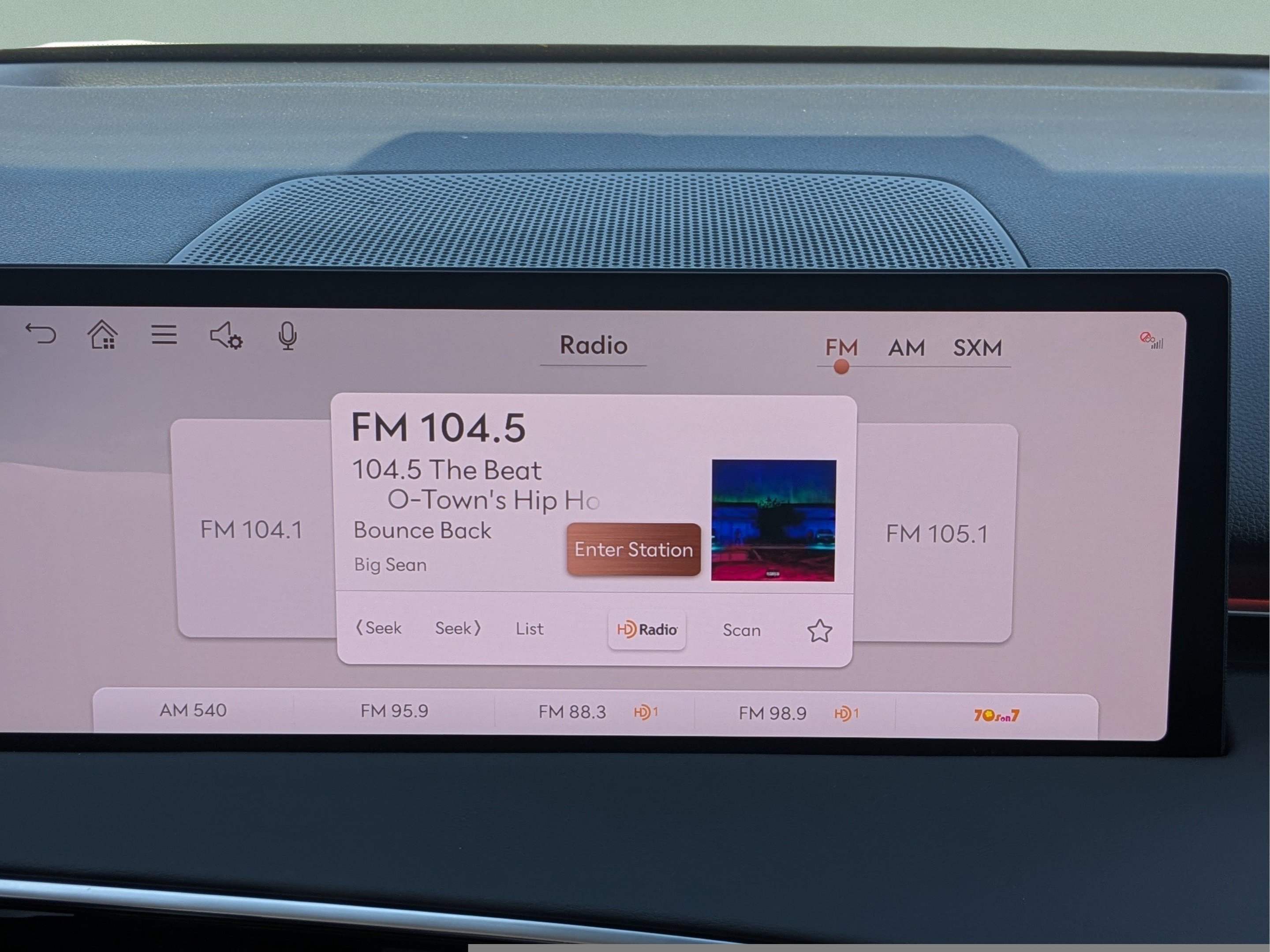 2026 GENESIS GV70 Standard - Photo 18