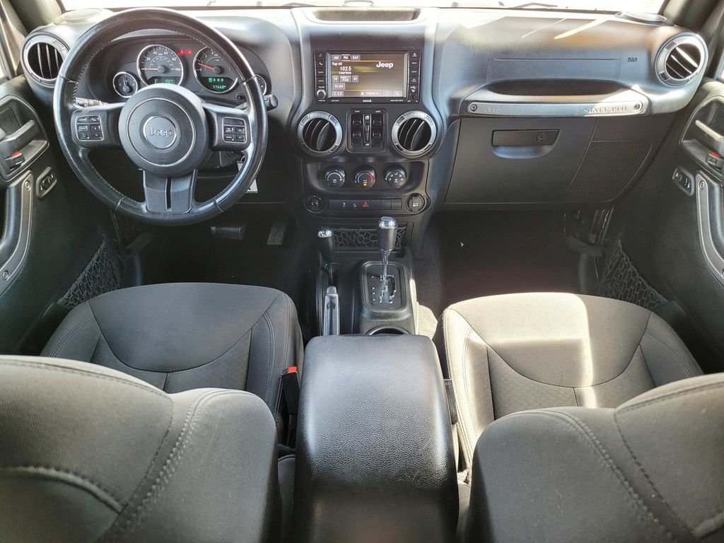 Used 2018 Gray Jeep Unlimited Sport image 14