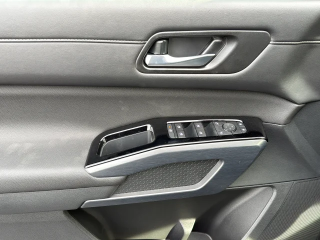 New 2026 Gray Nissan SL image 24