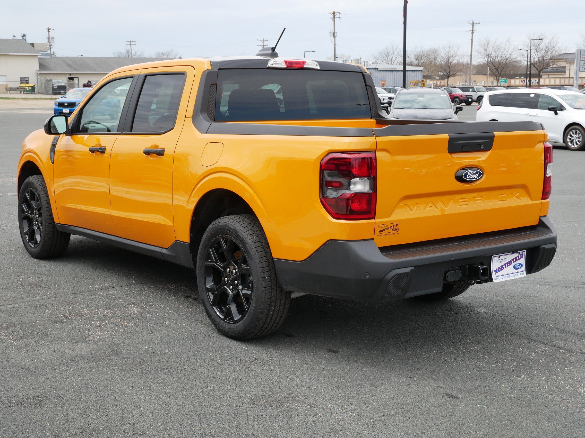 View vehicle photo 6