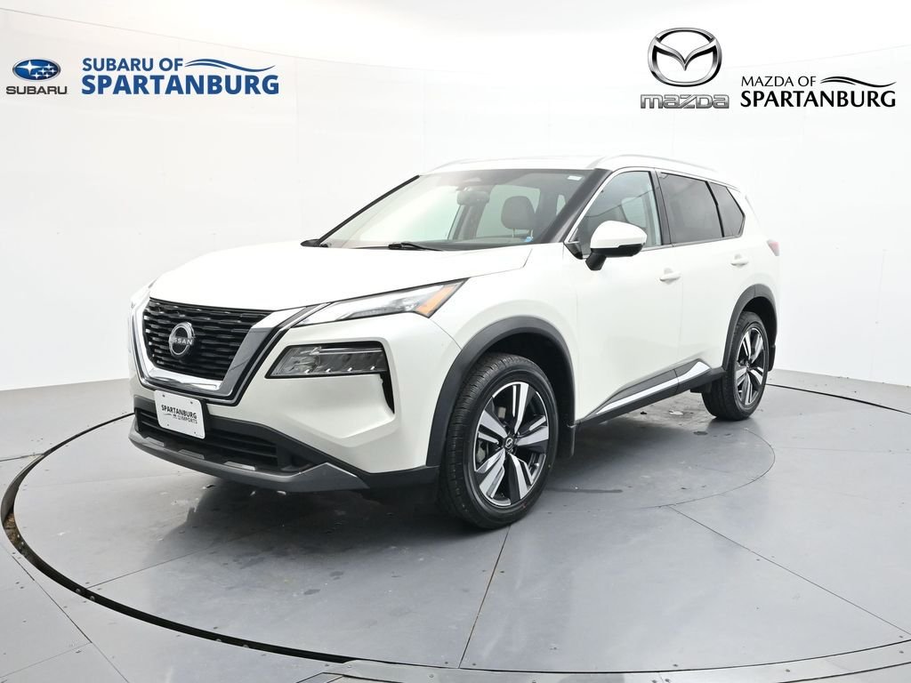 Used 2023 White Nissan SL image 3