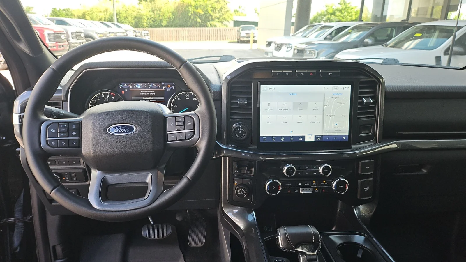 Used 2023 Black Ford XLT image 17