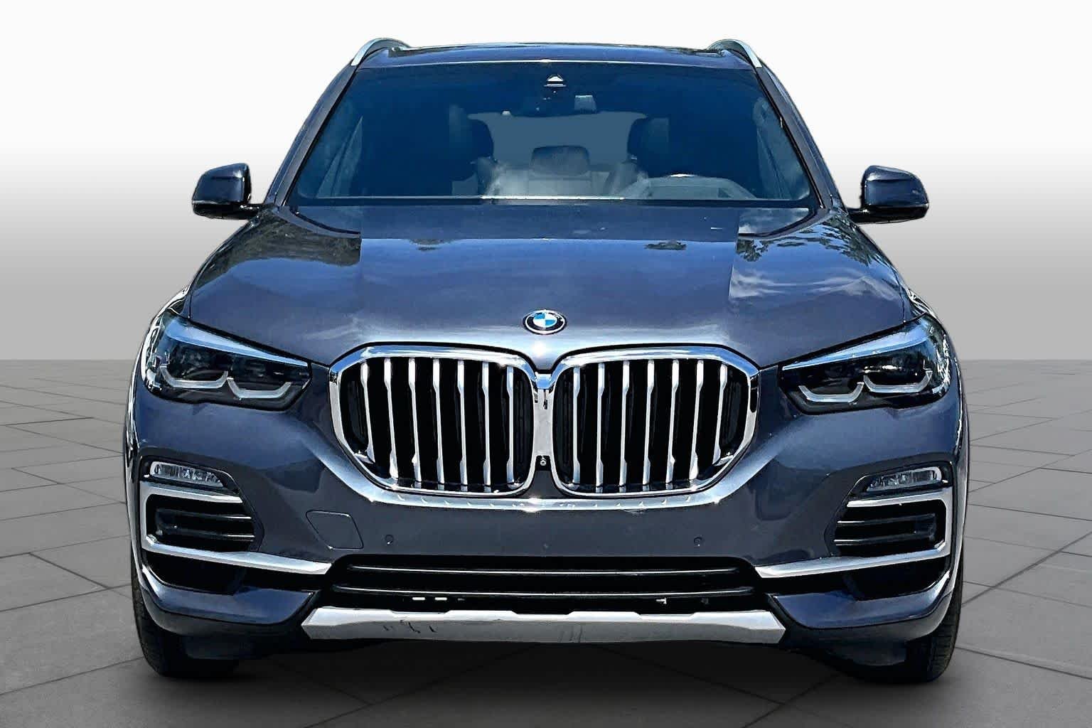 Used 2021 Arctic Gray Metallic BMW xDrive45e image 4