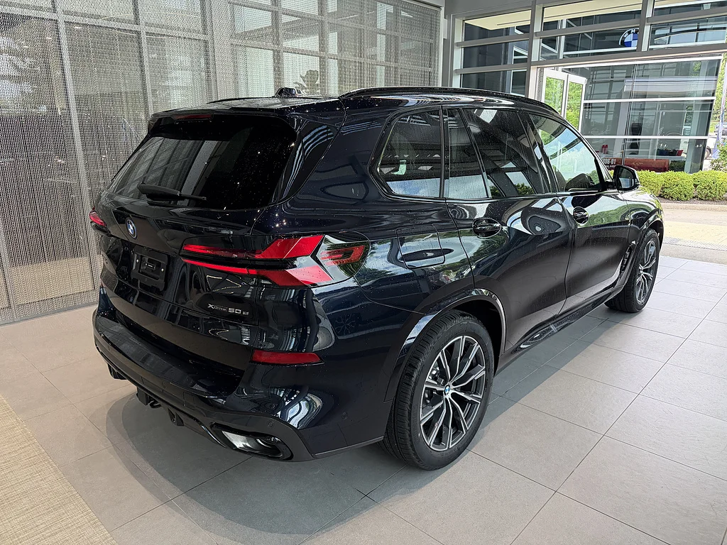 New 2026 Carbon Black Metallic BMW xDrive50e image 6