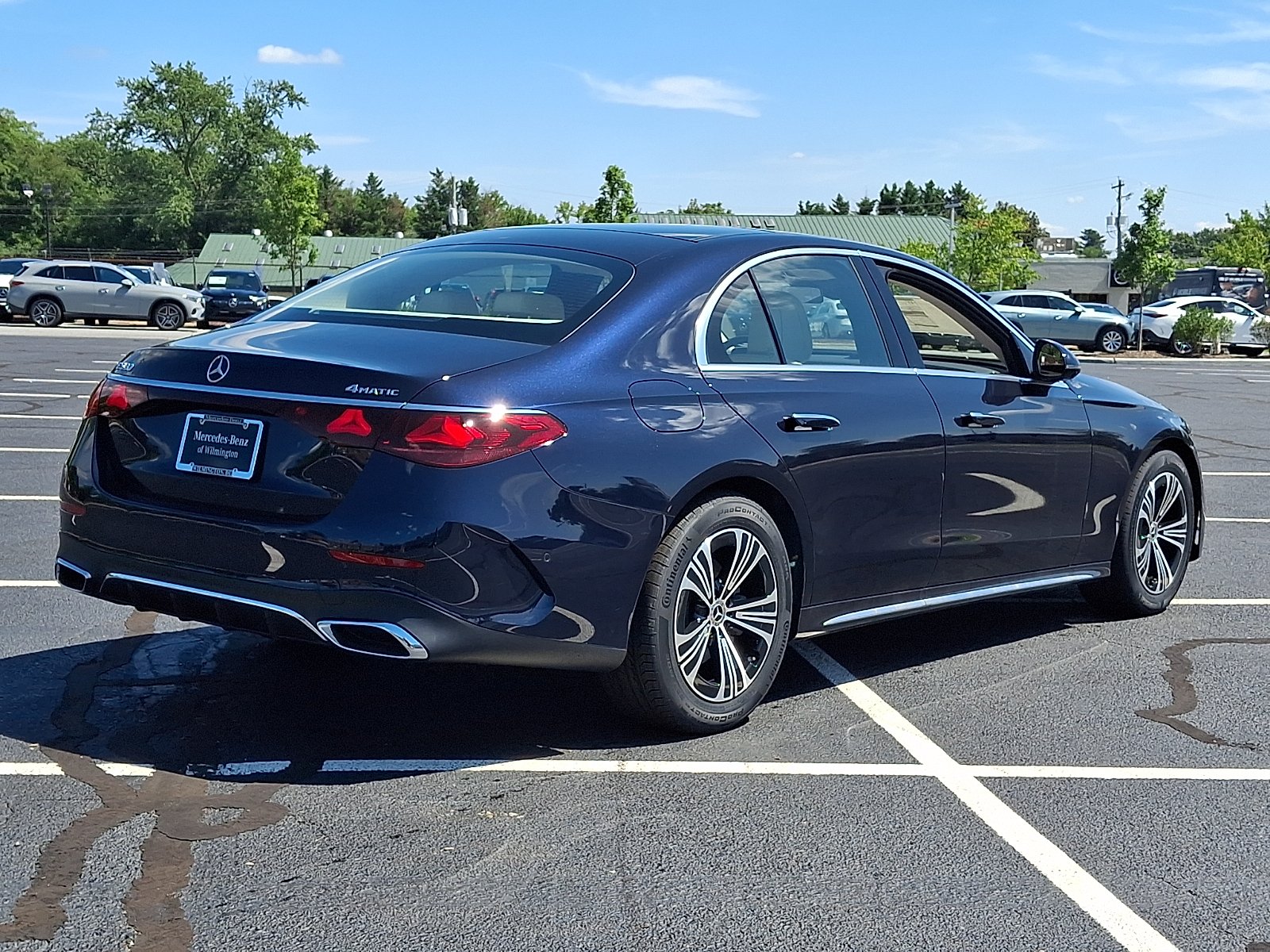 New 2027 Nautical Blue Metallic Mercedes-Benz E 350 image 6
