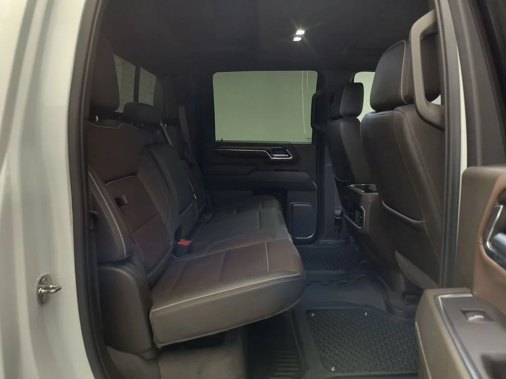 Used 2024 Summit White GMC Denali image 31