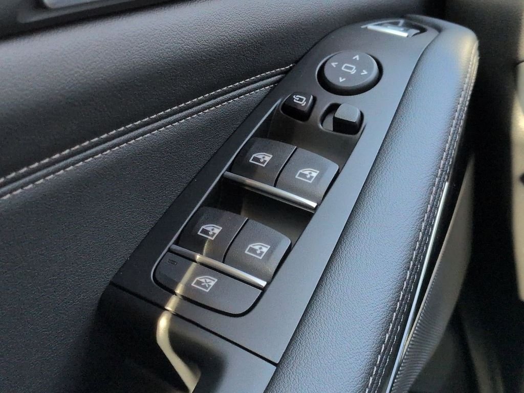 New 2026 Dravit Grey Metallic BMW xDrive40i image 25