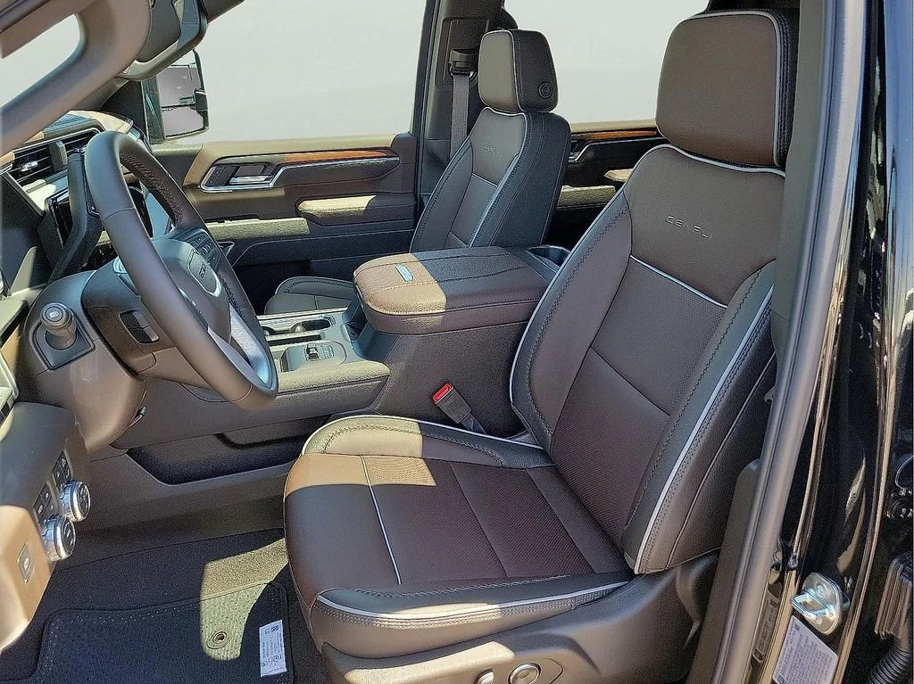 2026 GMC Sierra 2500HD Denali - Photo 14