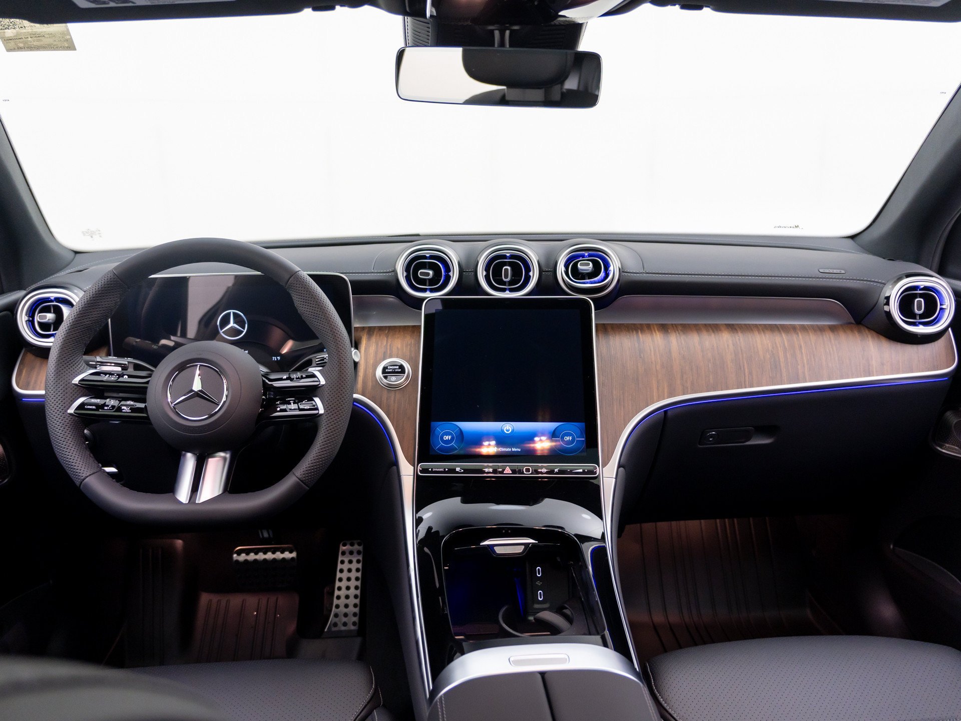 New 2027 Black Mercedes-Benz GLC 300 Coupe image 49