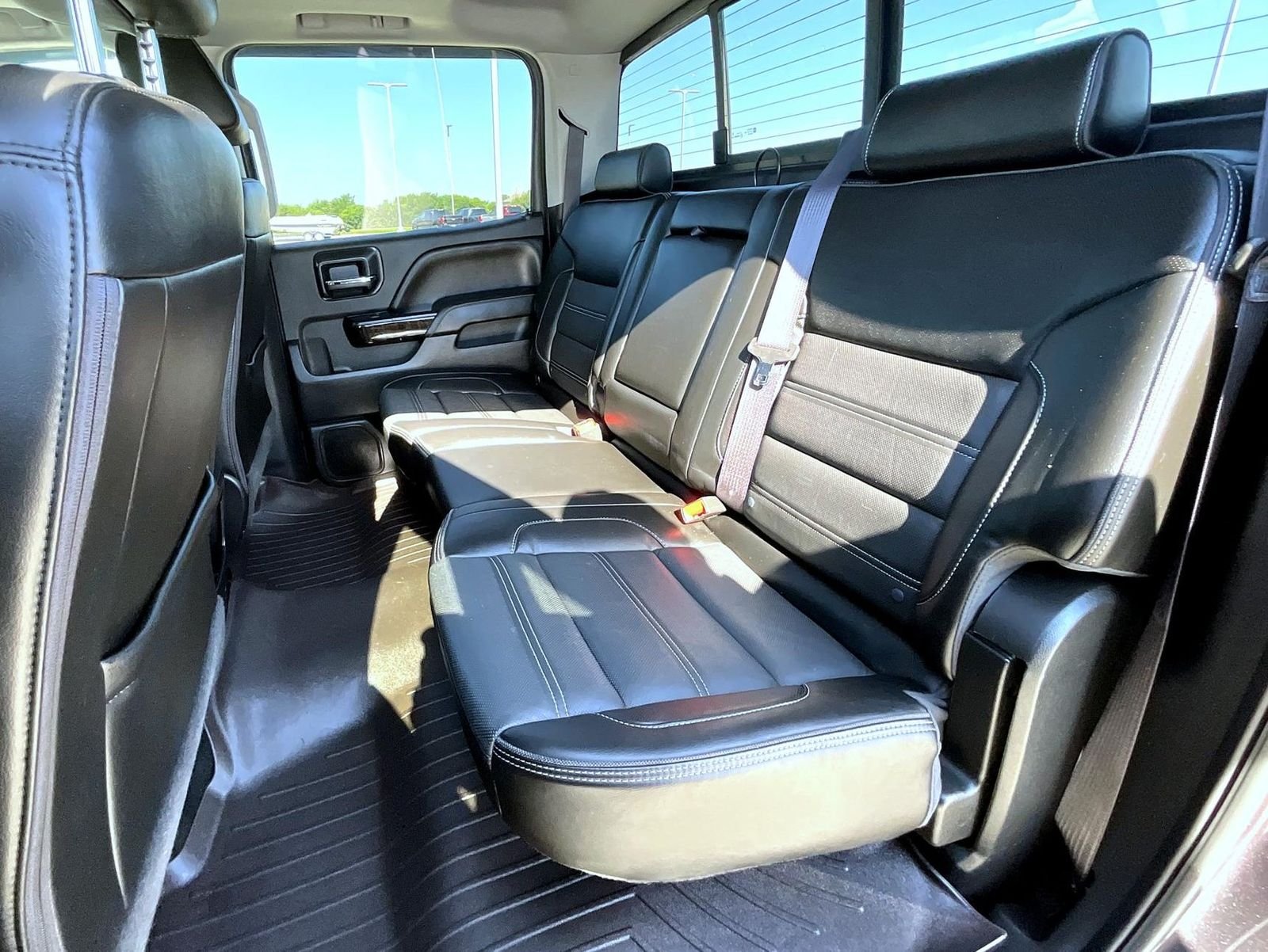 Used 2016 Gray GMC Denali image 20
