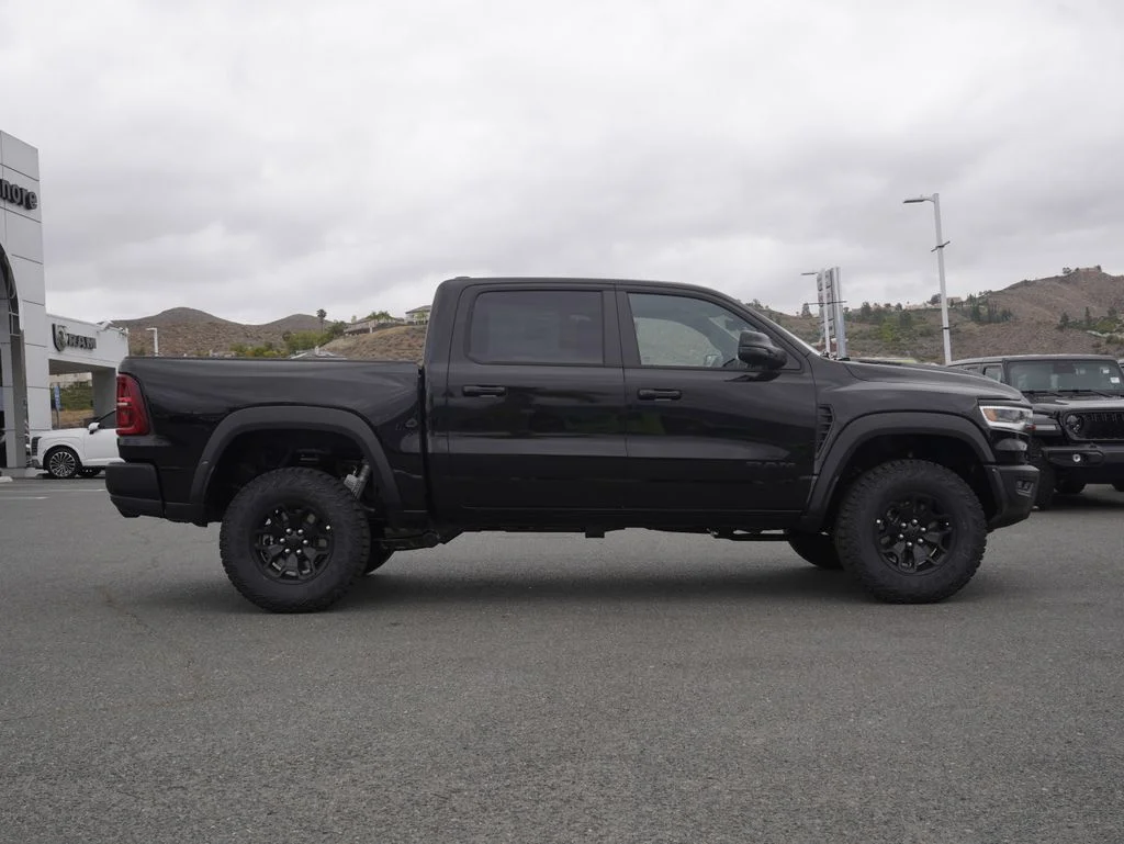 New 2026 Diamond Black Crystal Pearl-Coat Exterior Paint RAM RHO image 2