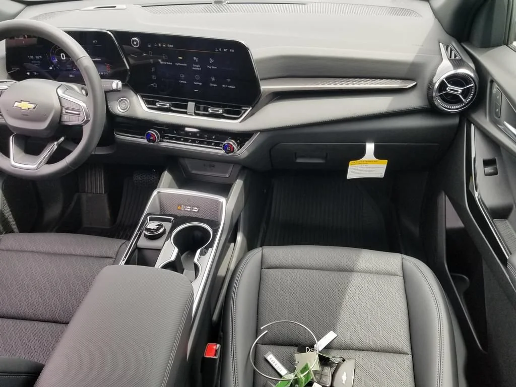 2026 Chevrolet Equinox LT - Photo 25