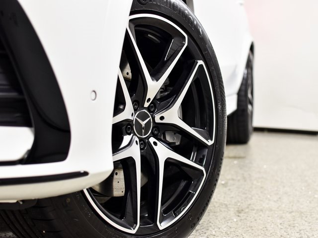 New 2026 MANUFAKTUR Moonlight White Magno Mercedes-Benz GLE 53 AMG® image 61