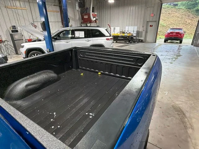 Used 2018 Blue Ram Sport image 13