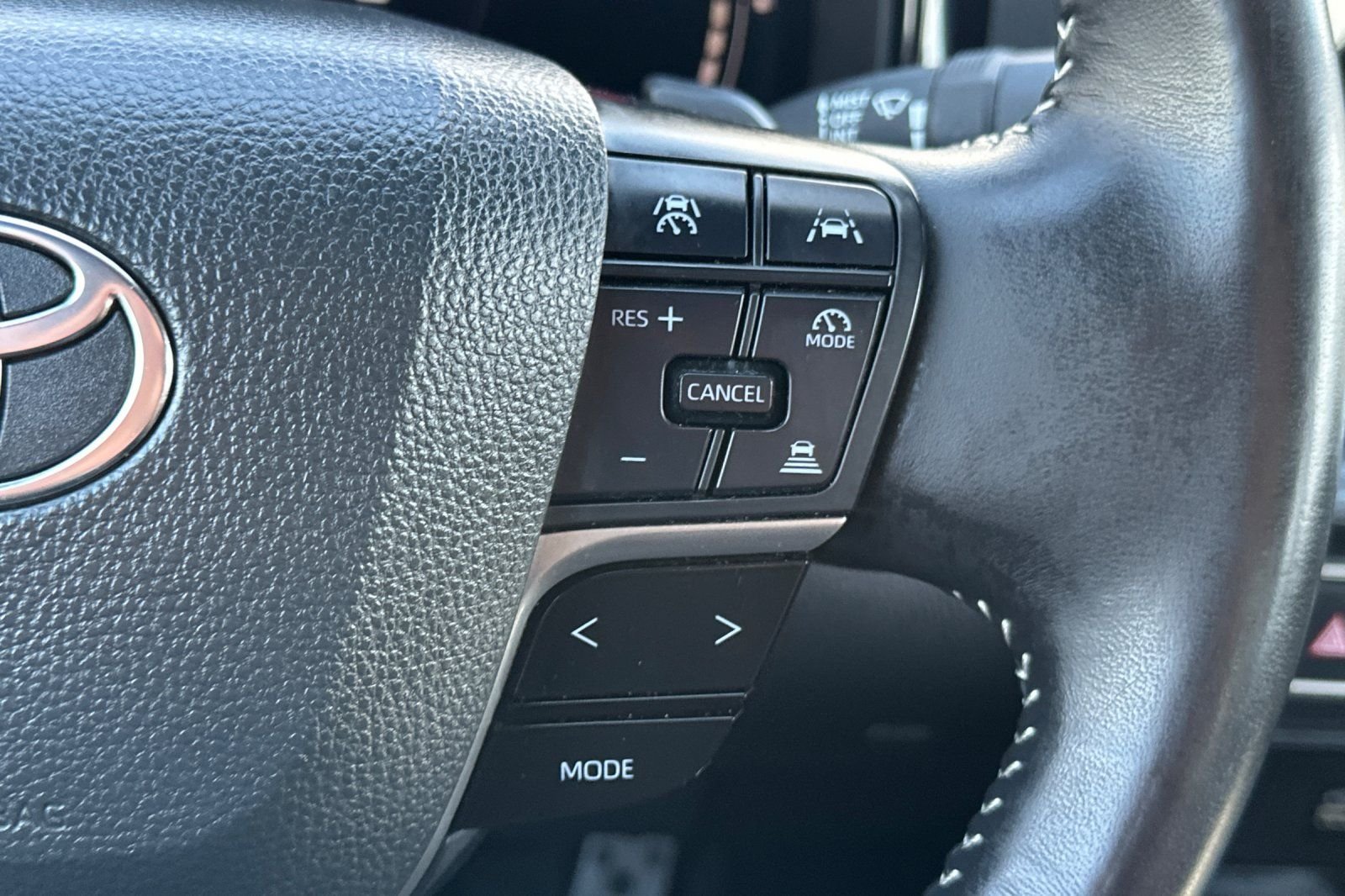 Used 2025 Gray Toyota SE image 26